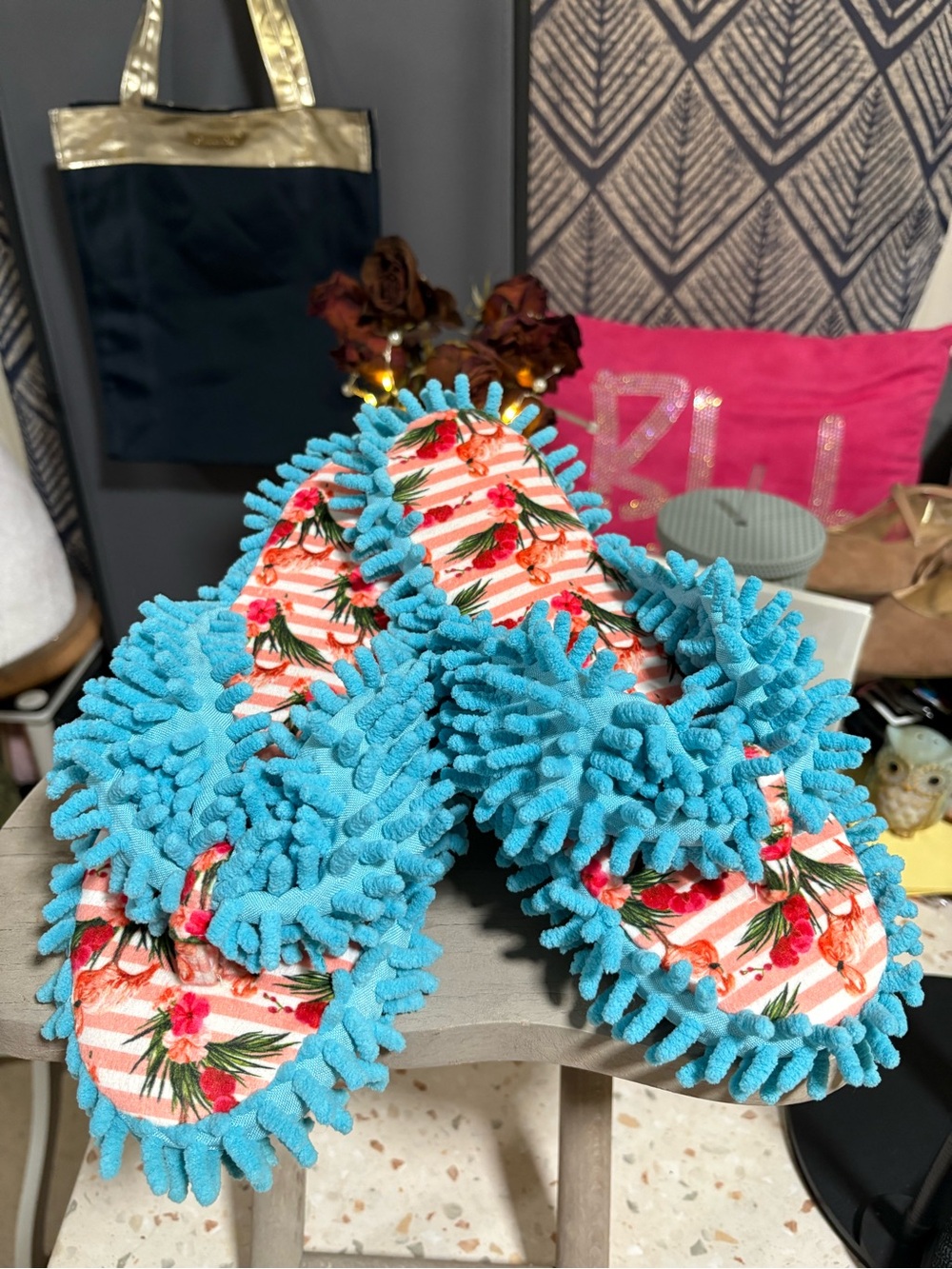 Aunt Deloris House Slippers by Two Left Feet "Ready To Flamingle" style,Size 7/9 - Picture 3 of 17